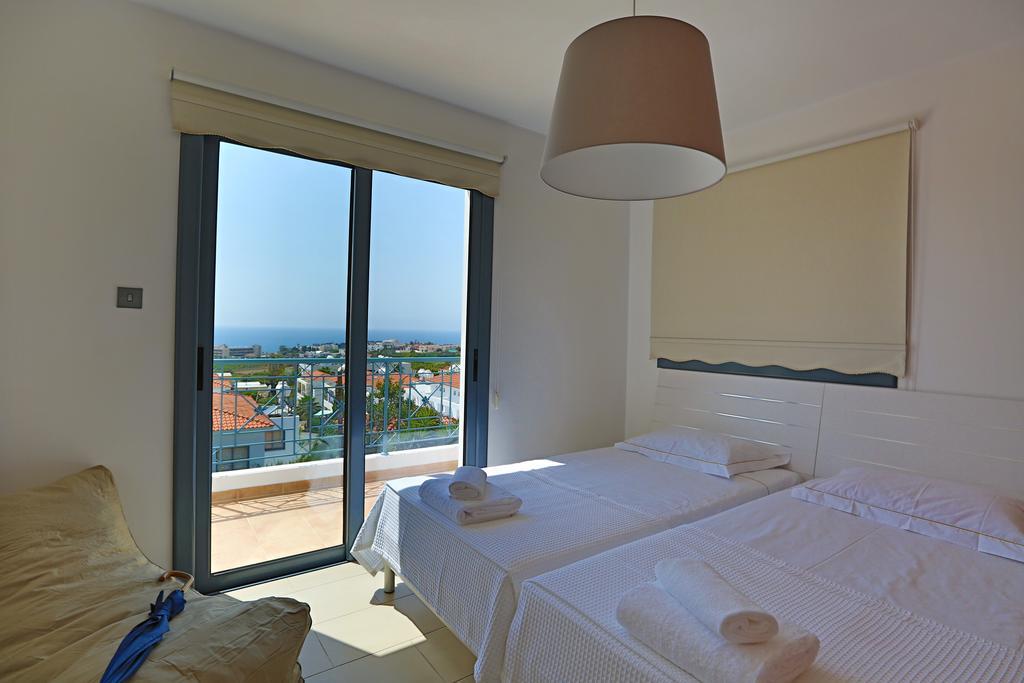 Villa Infinite Blu Пафос Екстер'єр фото