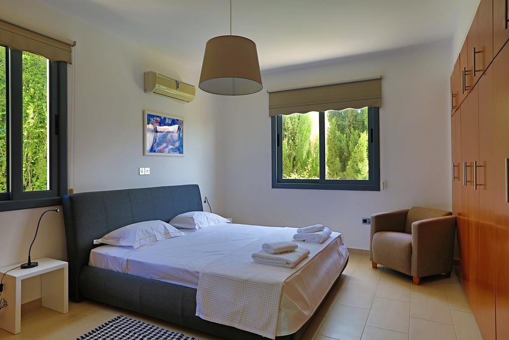 Villa Infinite Blu Пафос Екстер'єр фото