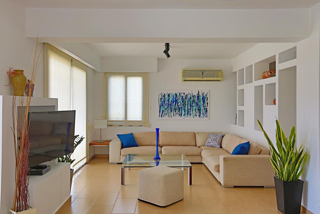 Villa Infinite Blu Пафос Екстер'єр фото