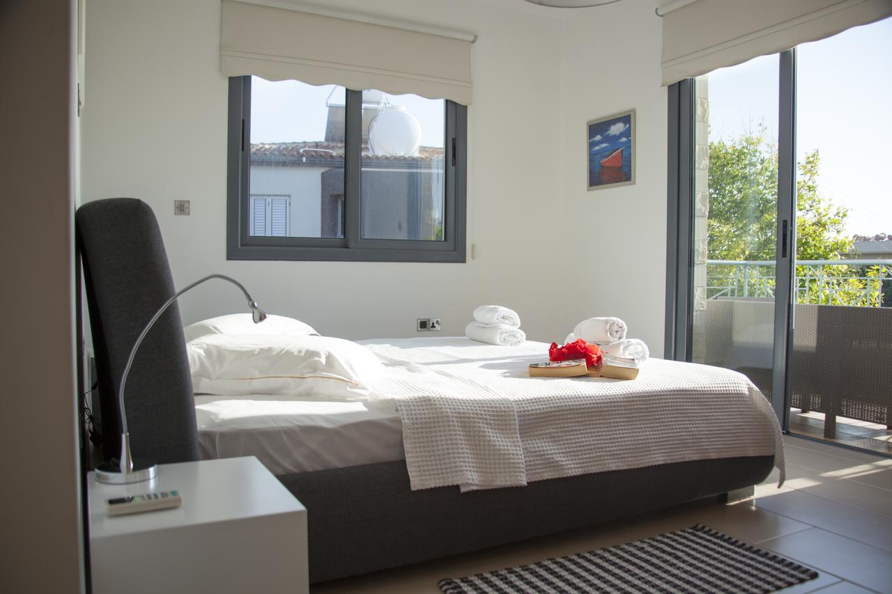 Villa Infinite Blu Пафос Екстер'єр фото