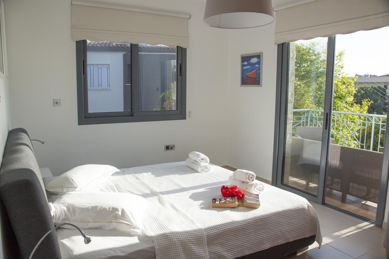 Villa Infinite Blu Пафос Екстер'єр фото
