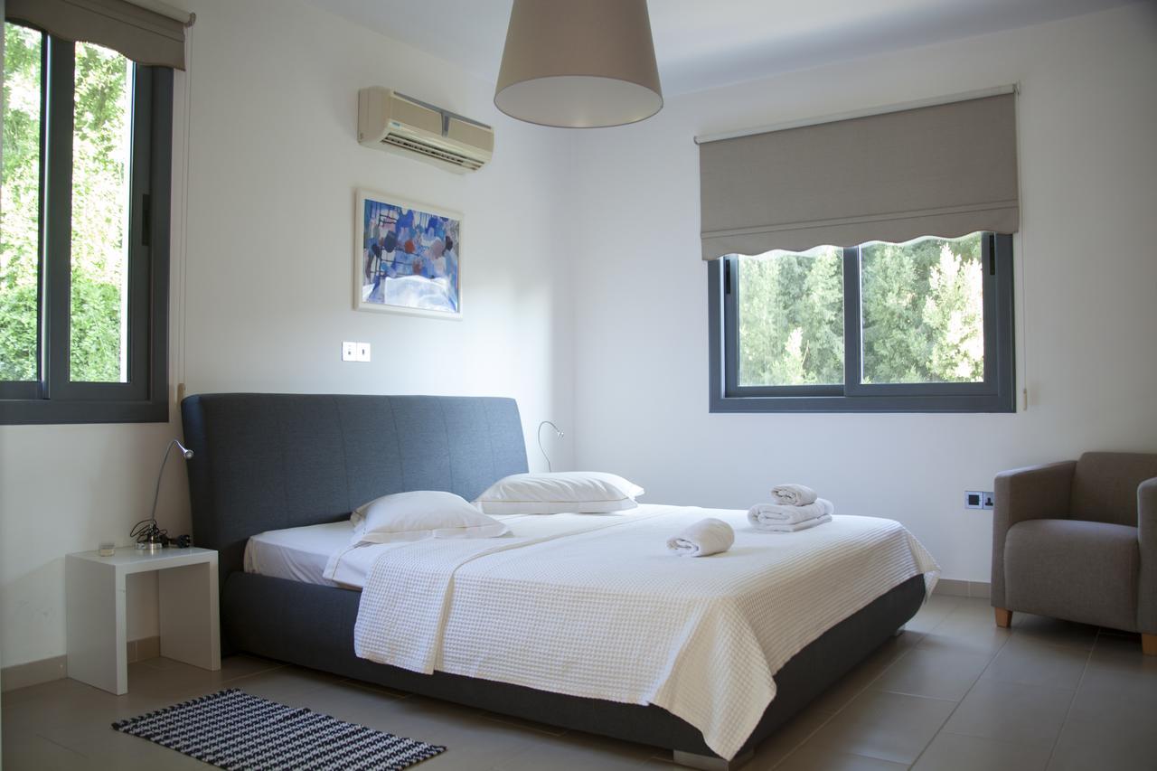Villa Infinite Blu Пафос Екстер'єр фото
